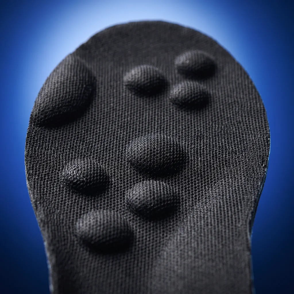 Close-up of the textured, shock-absorbing comfort surface